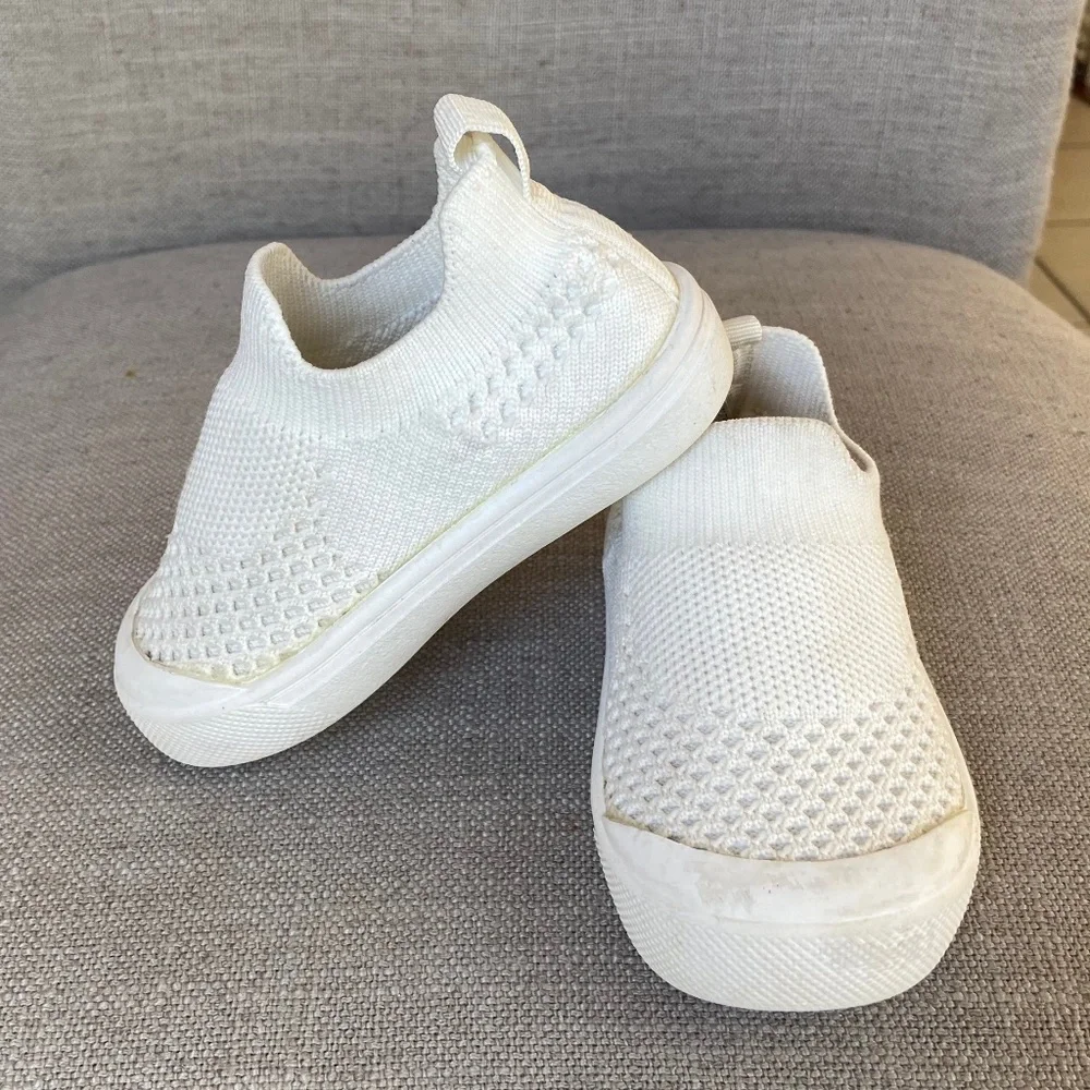 BMCiTYBM White Slip-On Infant Non-Slip First Walker Sneakers US Size 5